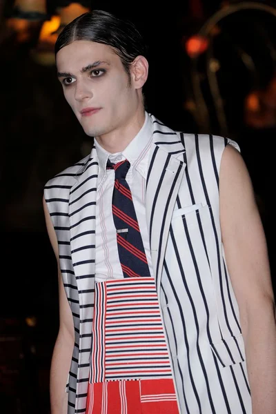 Look 98